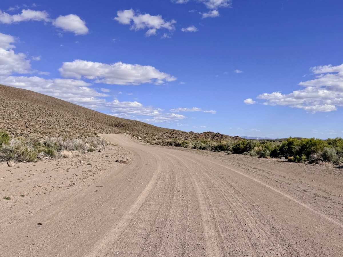 Cloverdale Ranch Road photo 4