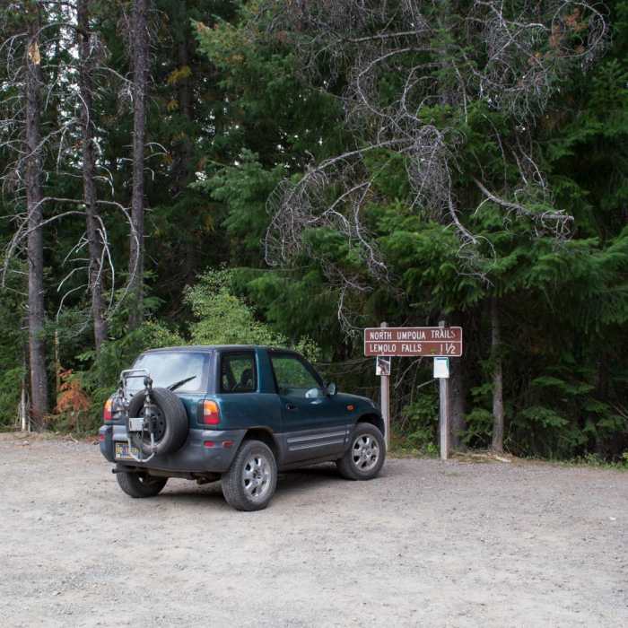 Near Lemolo Falls via the North Umpqua Trail