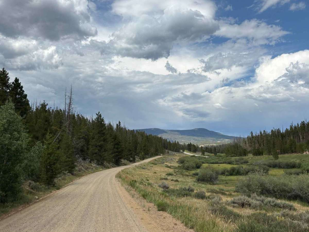 Willow Creek Road trail photo