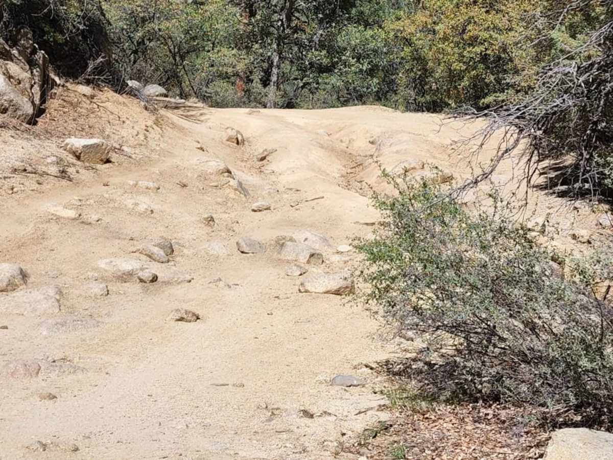 Copper Creek trail photo