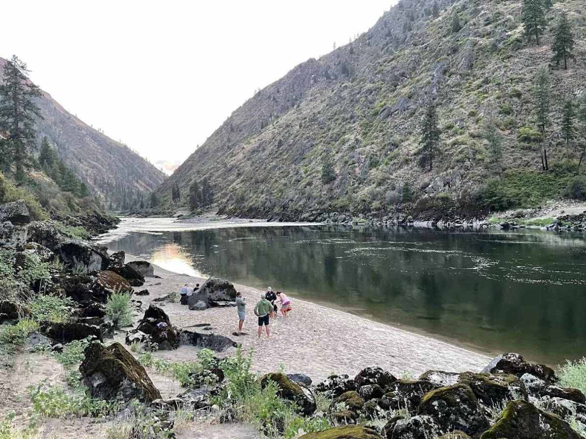 Wind River- NF 1614 photo 2