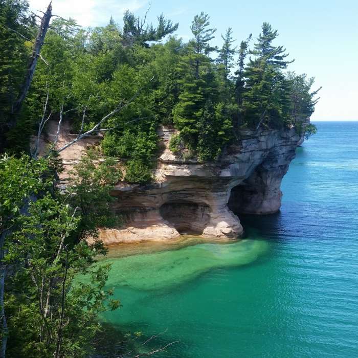 Pictured Rocks Near Pictured Rocks National Lakeshore