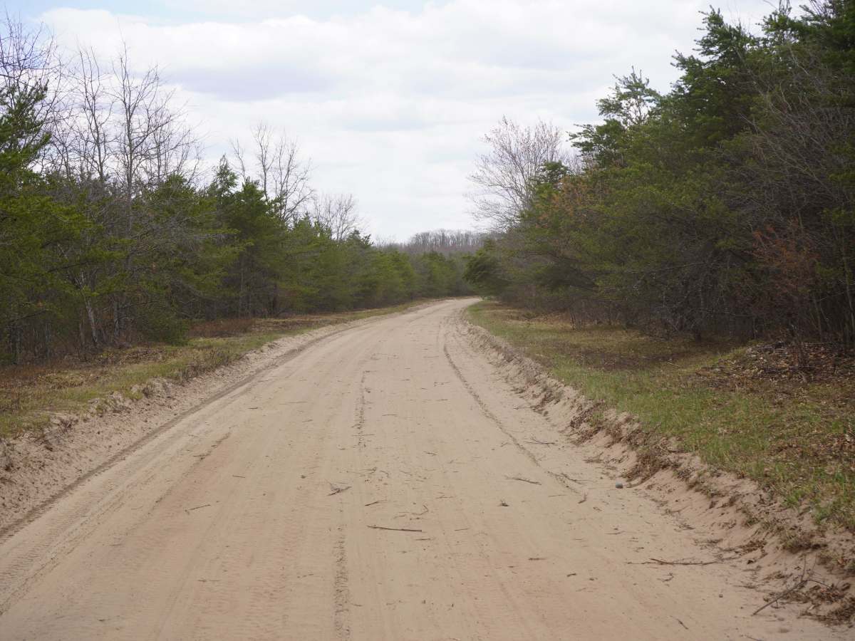 Deckers Road photo 4