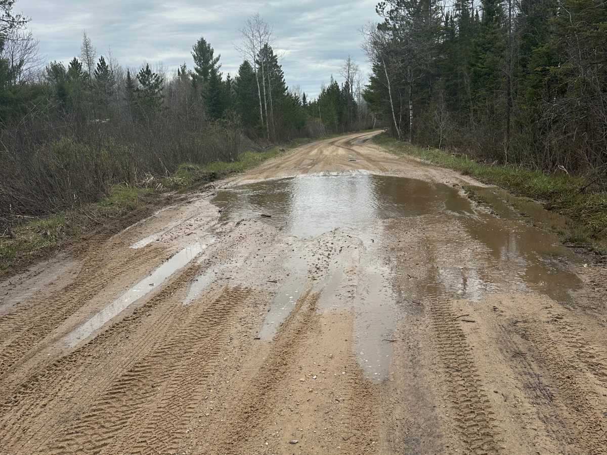 Deward Road Northeast photo 4