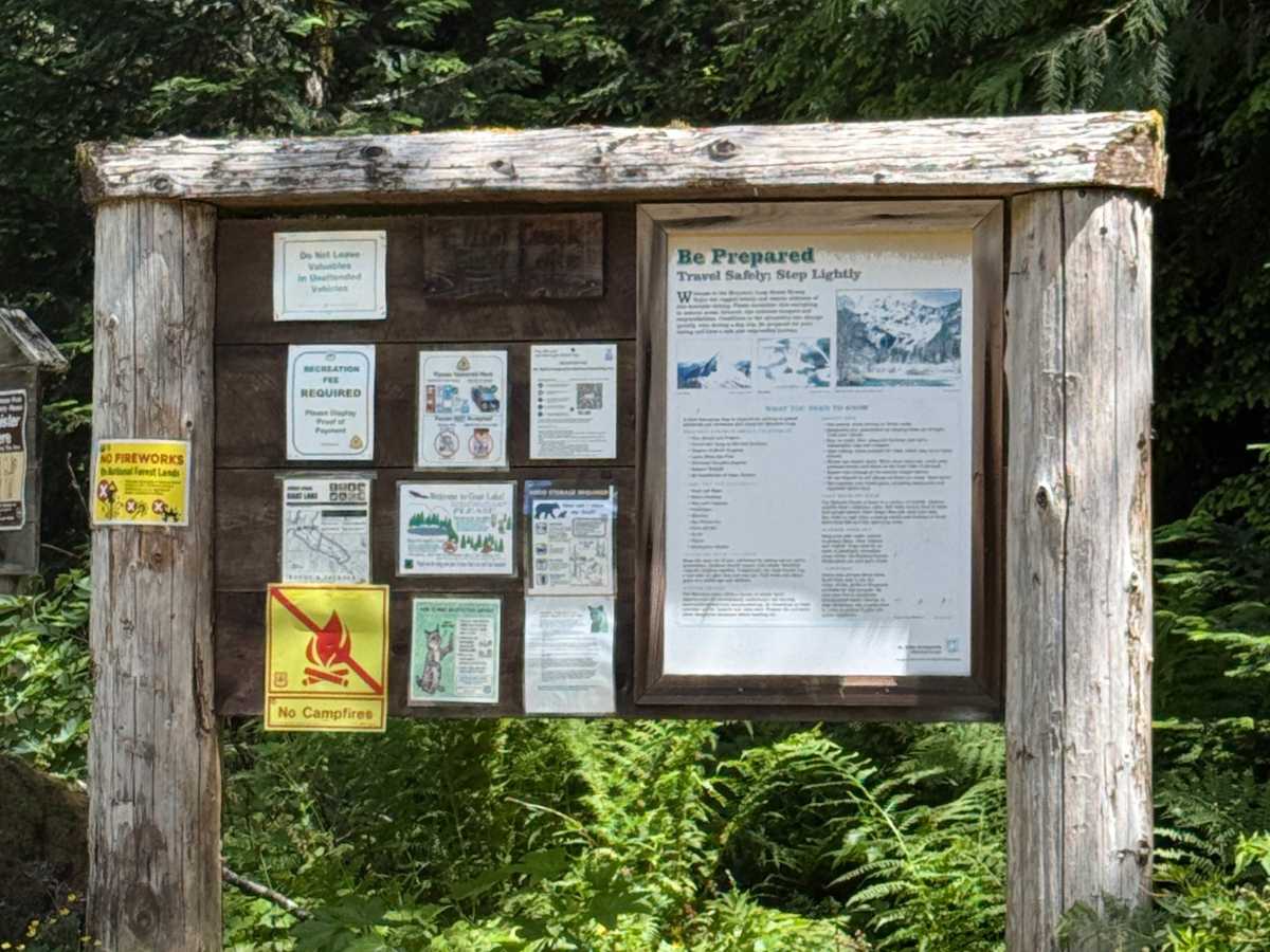Elliot Creek Trailhead photo 4
