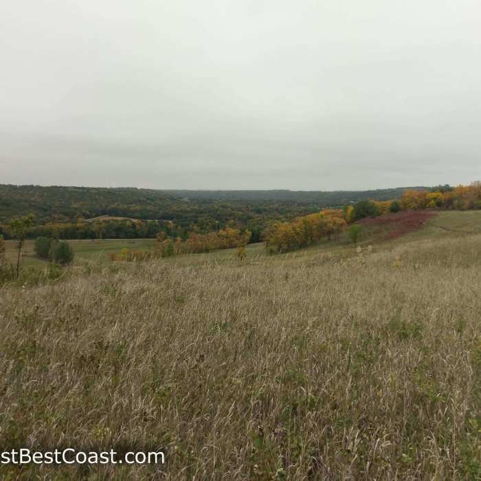 Viewpoint along the Valley View Trail Near Redetzke Ridge and Valley View Loop