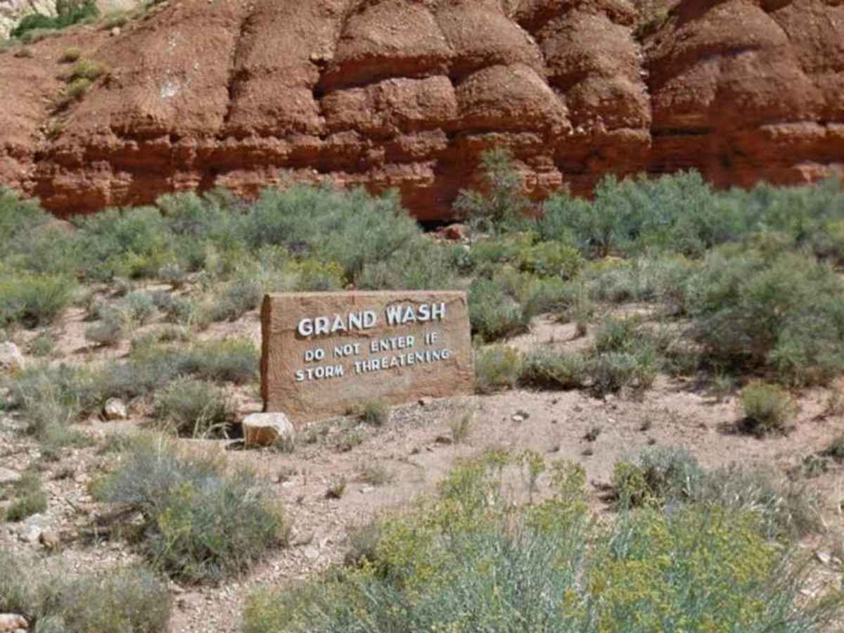 Grand Wash trail photo