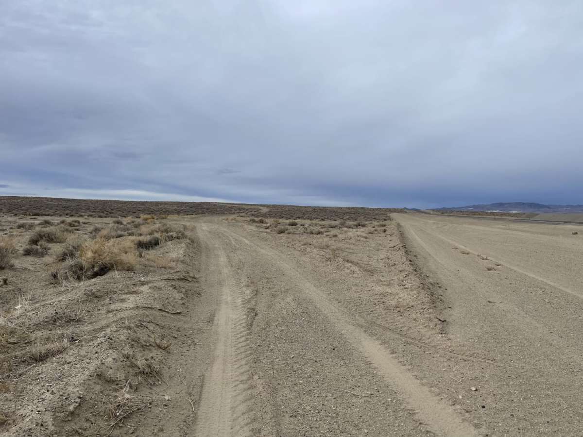 Cutting Through the Jawa Canyon photo 2