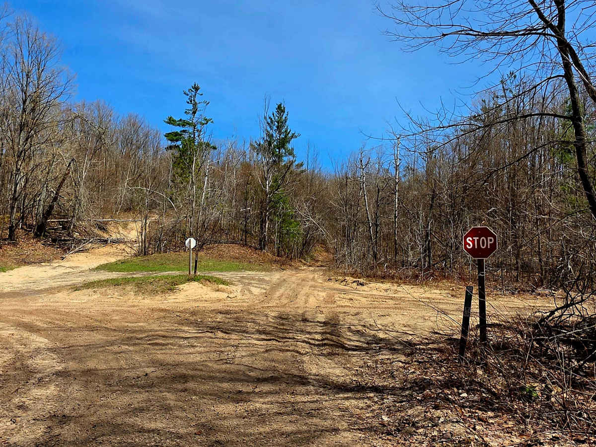 Great Lakes Road photo 4