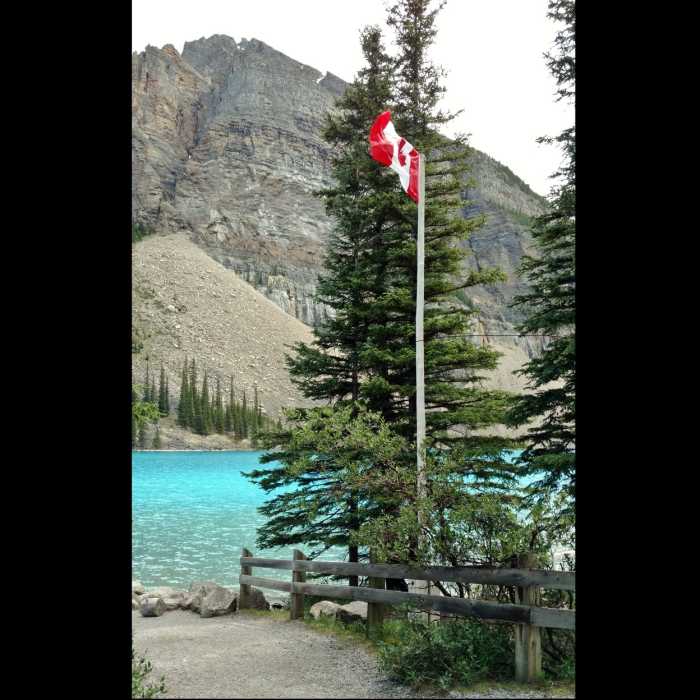Near Moraine Lake Lakeshore Trail