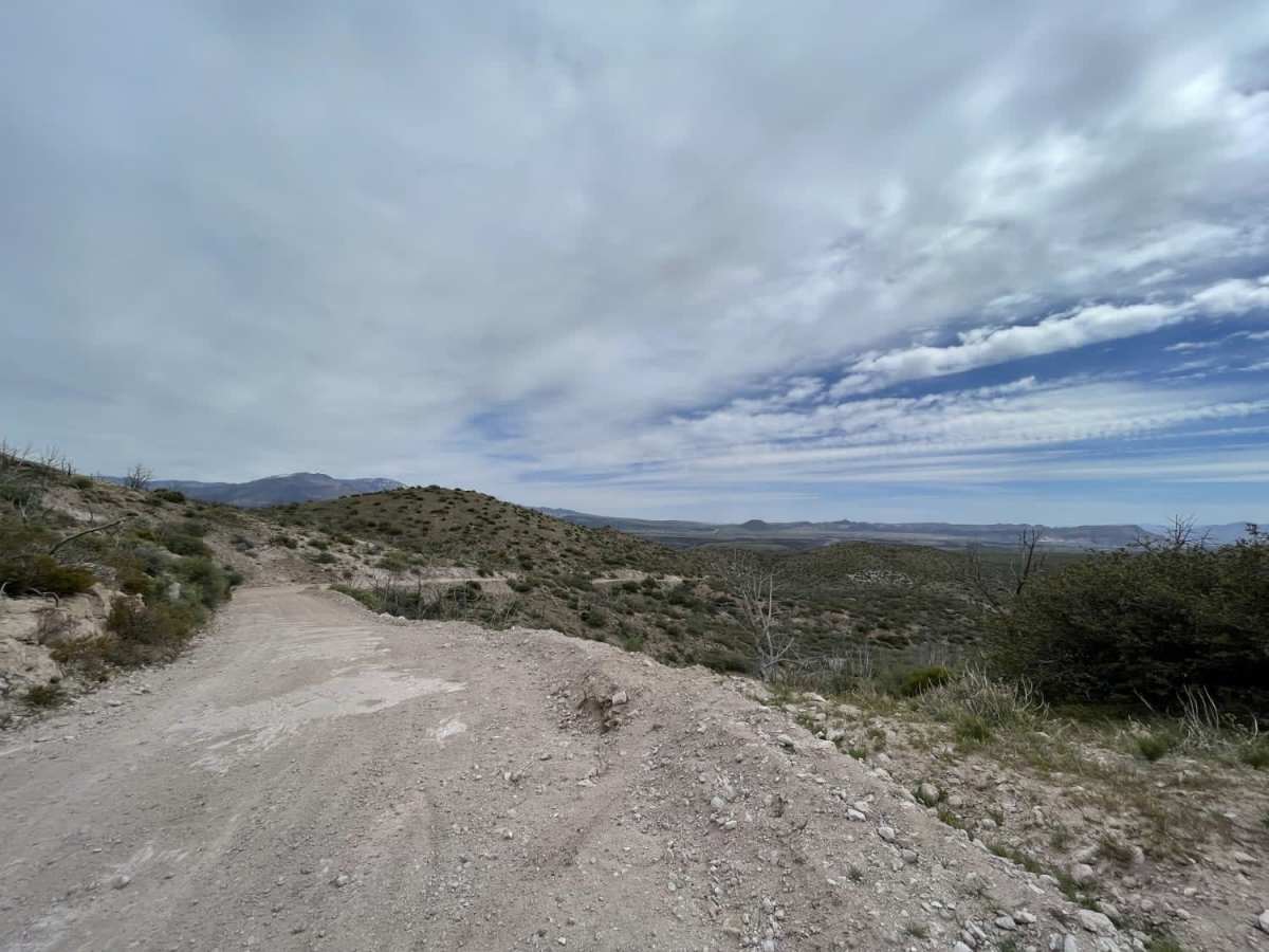 Lower Enterprise Lakes / Veyo Road photo 6