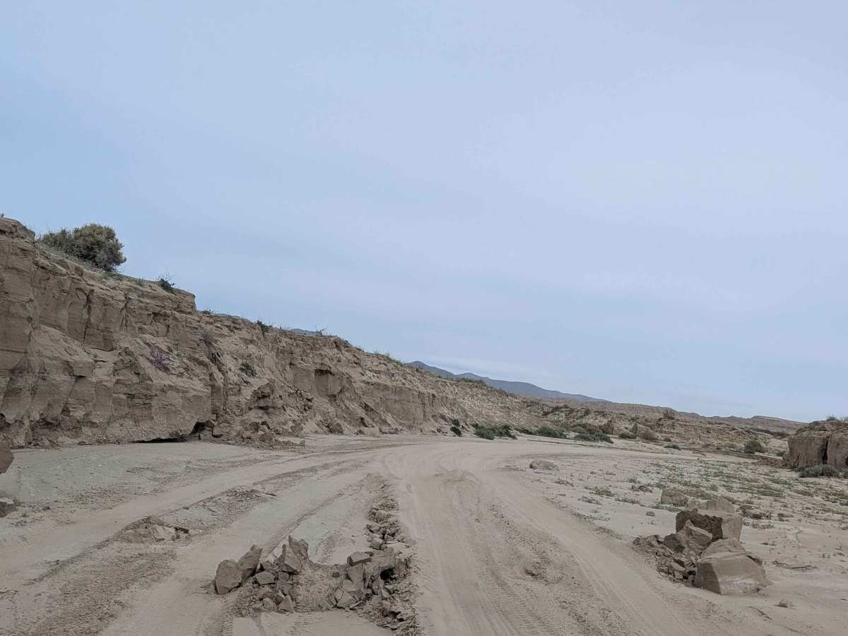 Dump Wash Lateral trail photo