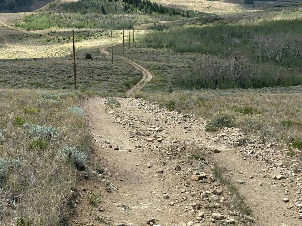 Summit View Road photo 4