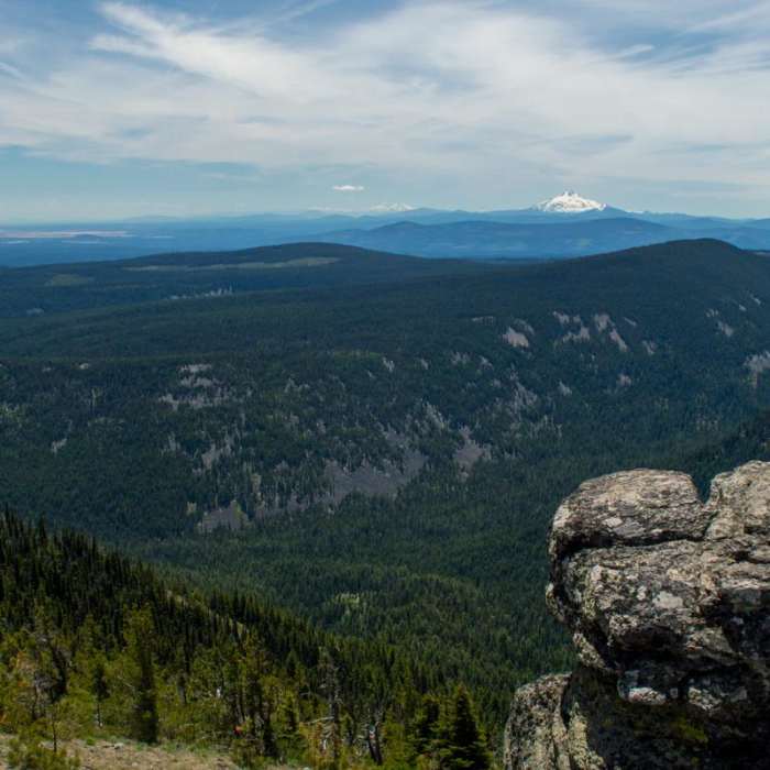 Near Lookout Mountain from High Prairie