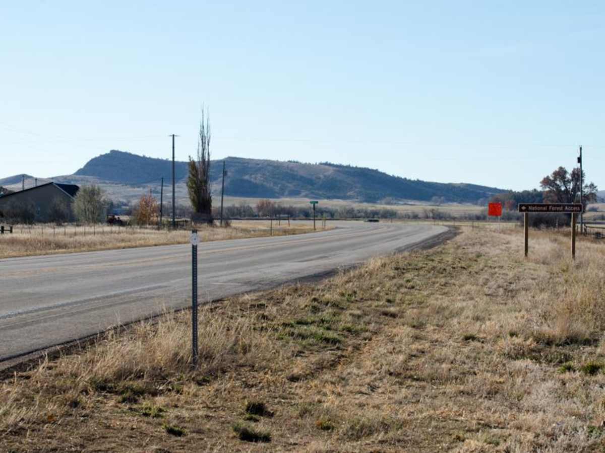 Pryor Mountain Road trail photo