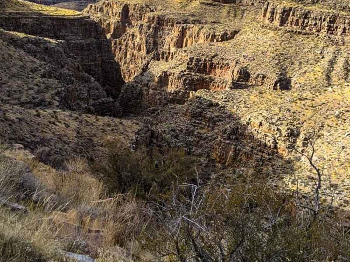 Grand Gulch Mine and Staircase photo 3