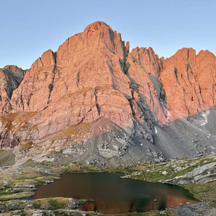 Near Humbolt Peak: West Ridge