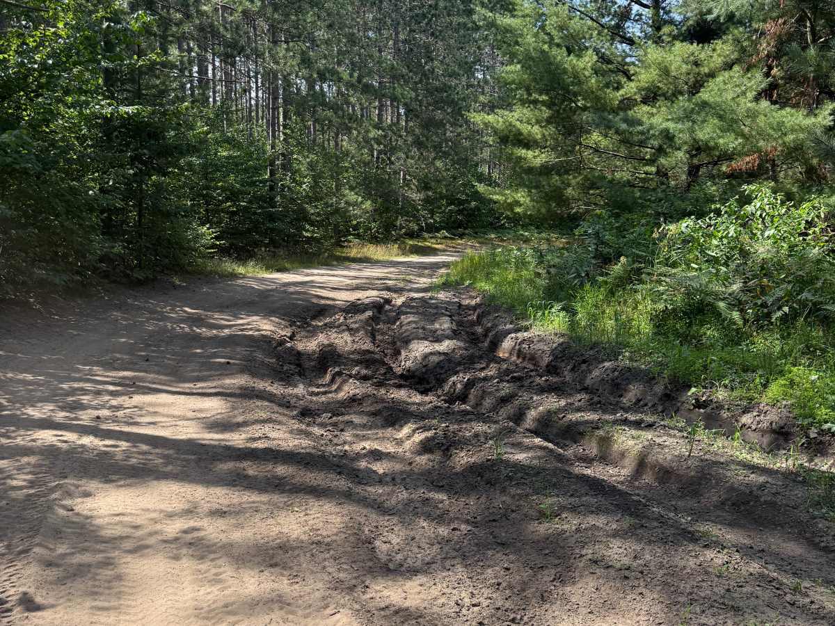 E 26-1/4 Trail trail photo