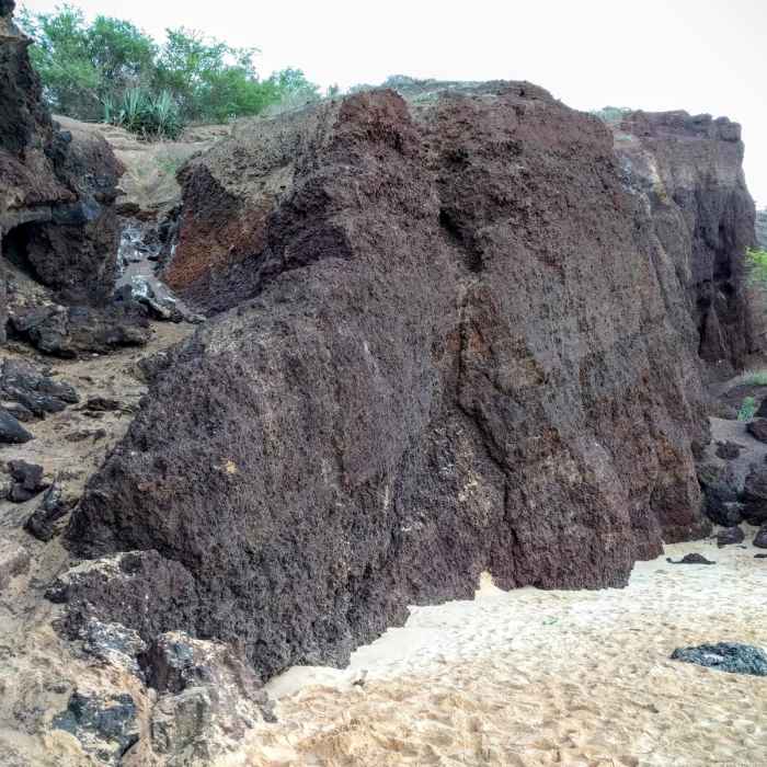 Near Pu'u Ola'i / Red Hill