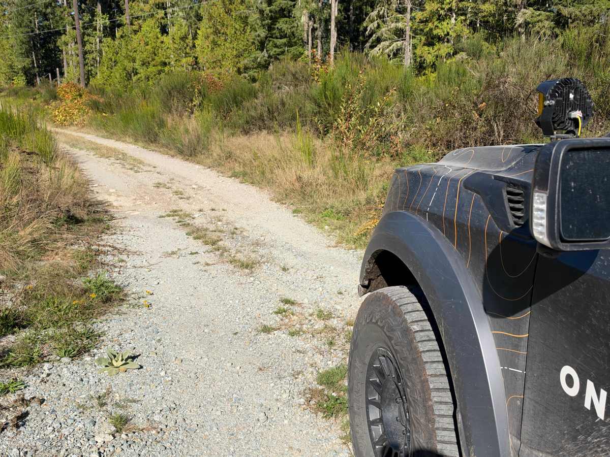 Powerline Loop trail photo