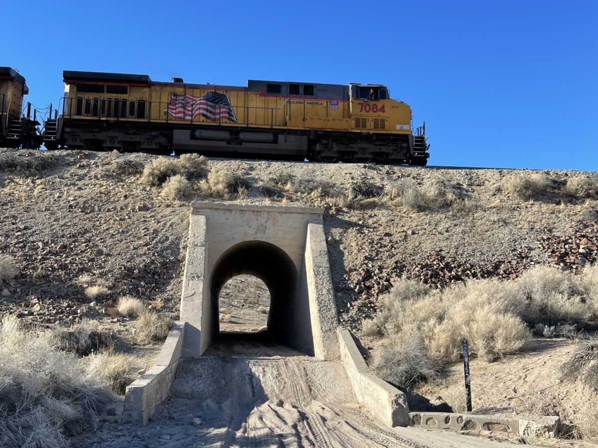 Don't Miss the Train trail photo