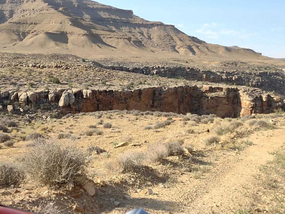 Tusher Canyon Rim photo 6