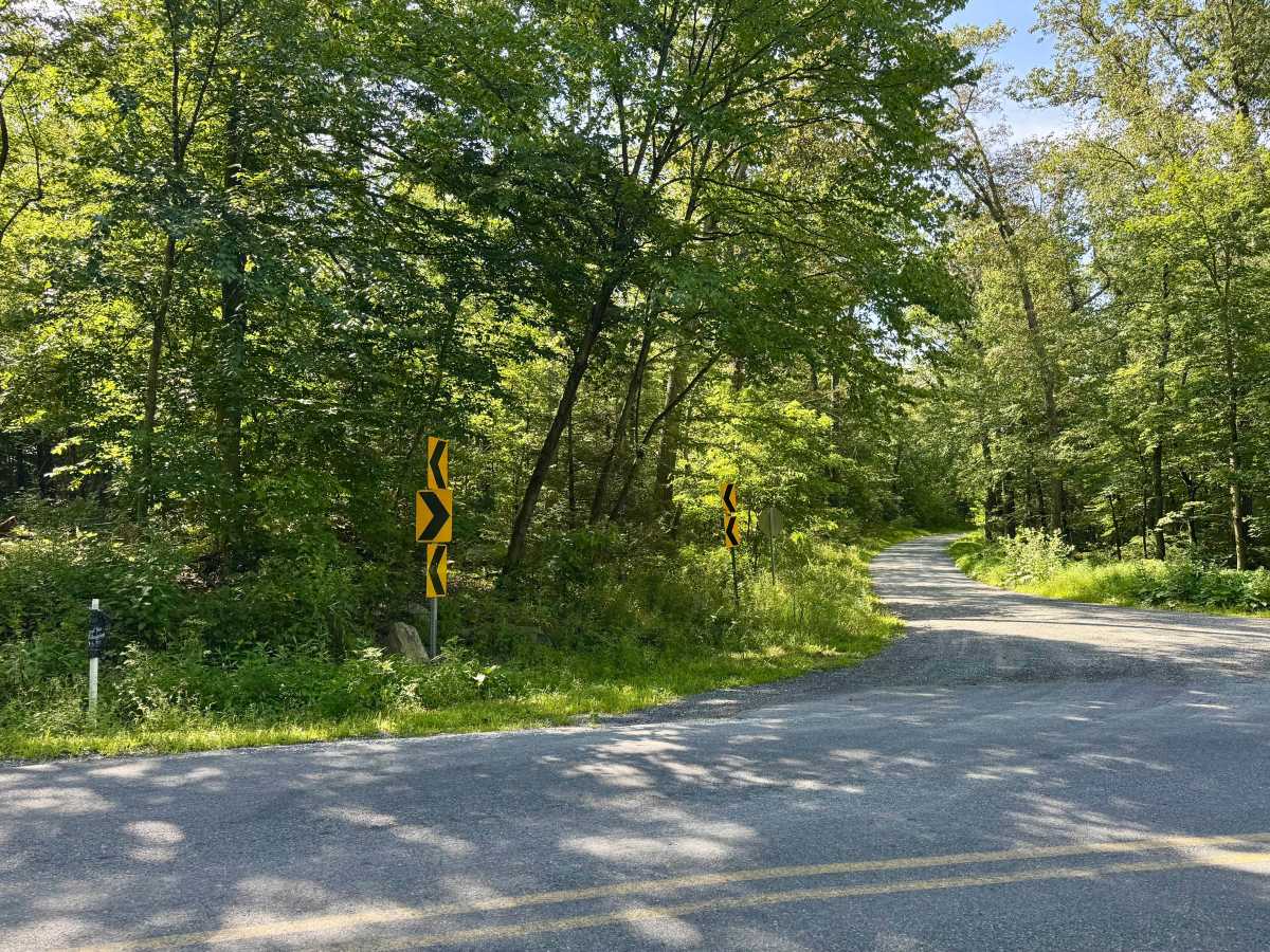 High Rock Road photo 3