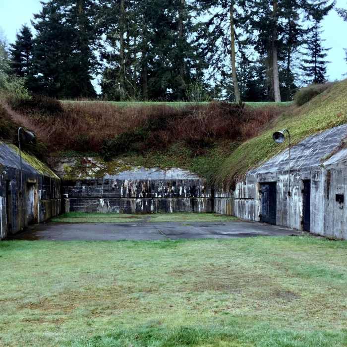 Battery Schenck Mortar Pit #2 Near Fort Casey Tour
