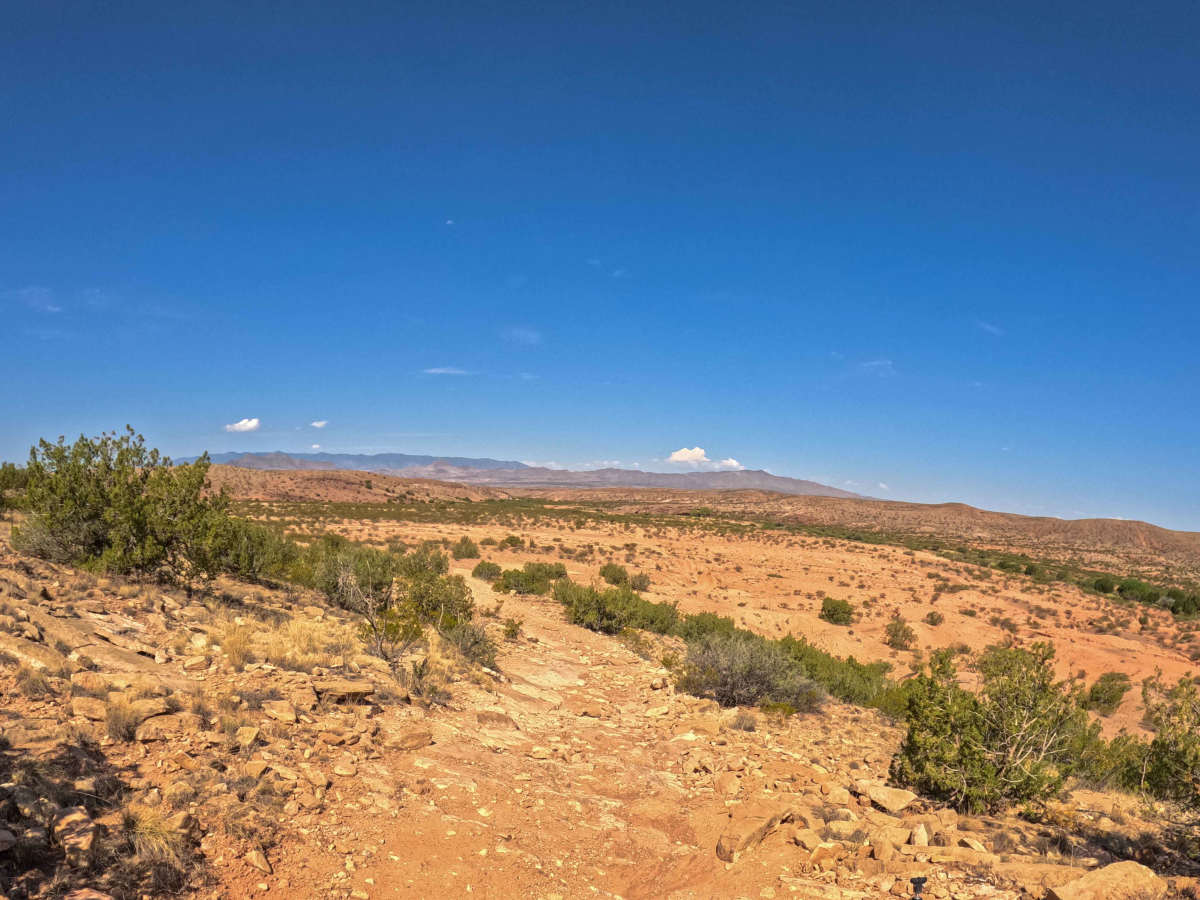 Upper Flagstone Road trail photo