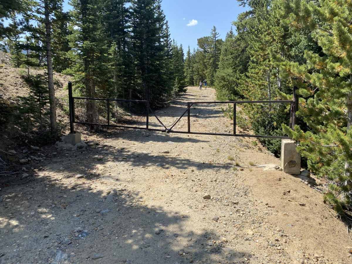 Old Squaw Pass Central photo 5