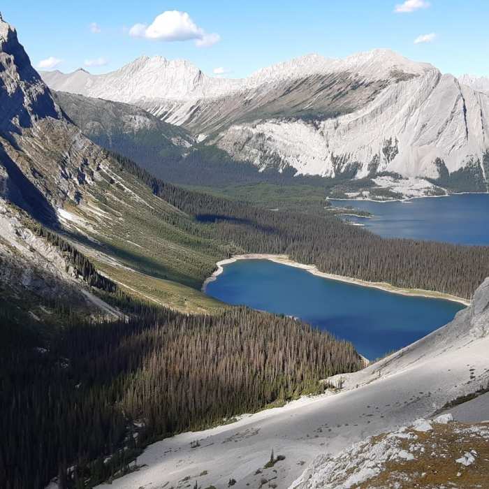 Near Northover Ridge Figure Eight