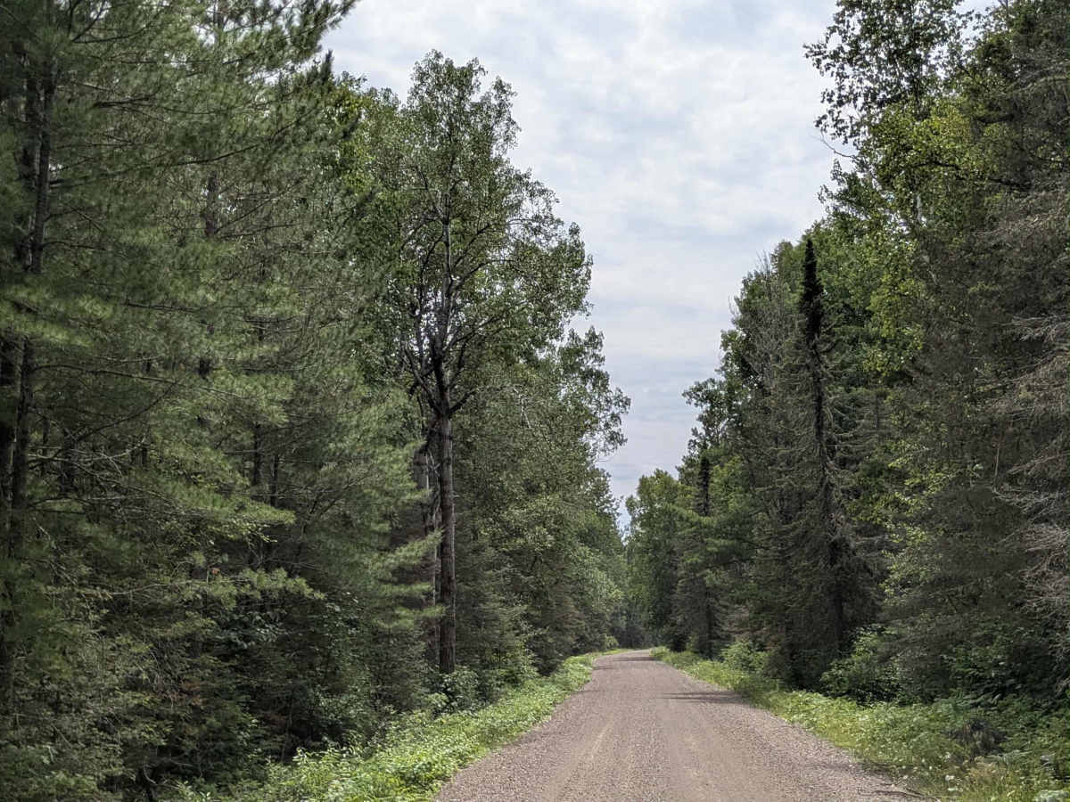 Manitou Trail photo 3