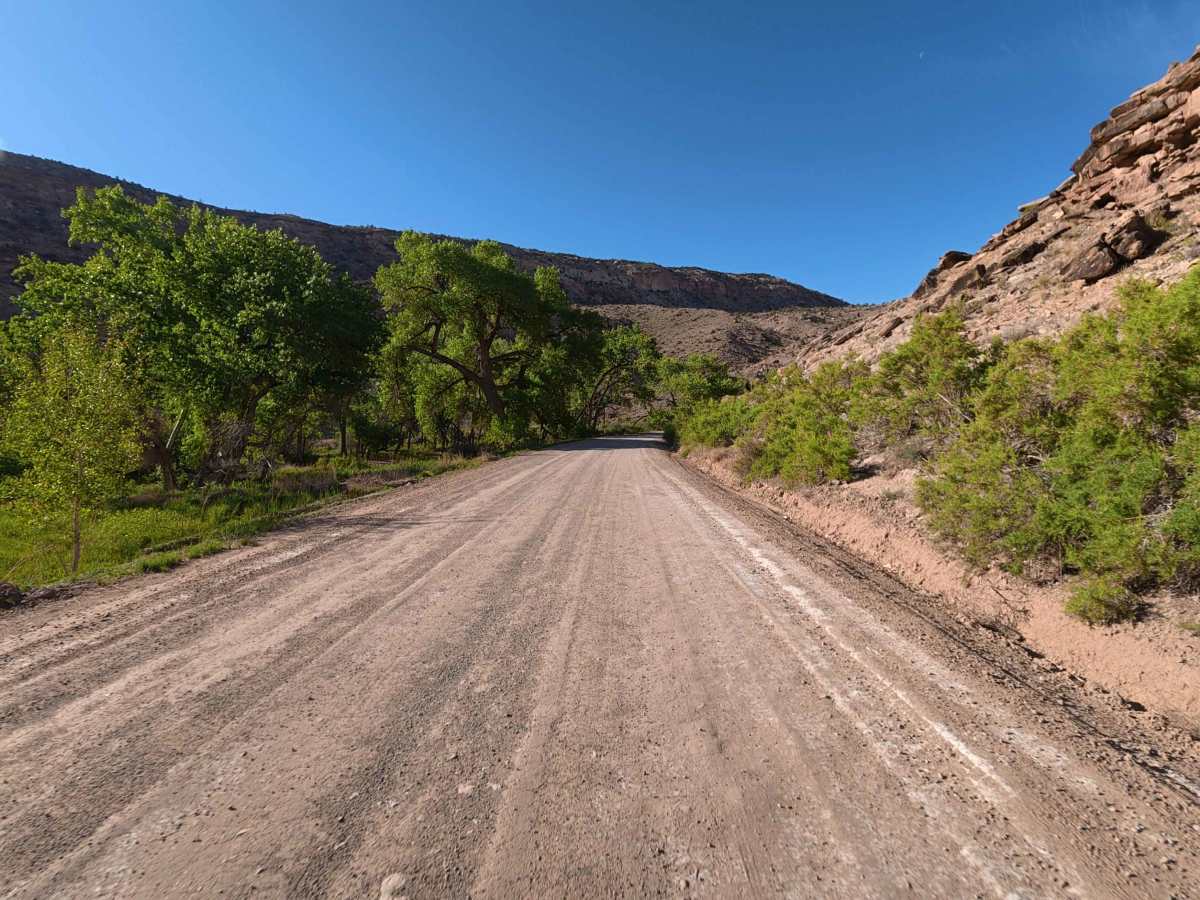 Escalante Canyon Road trail photo