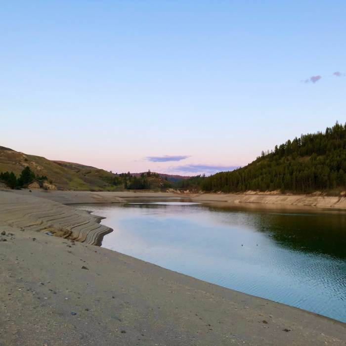 Near Hawk Creek Trail