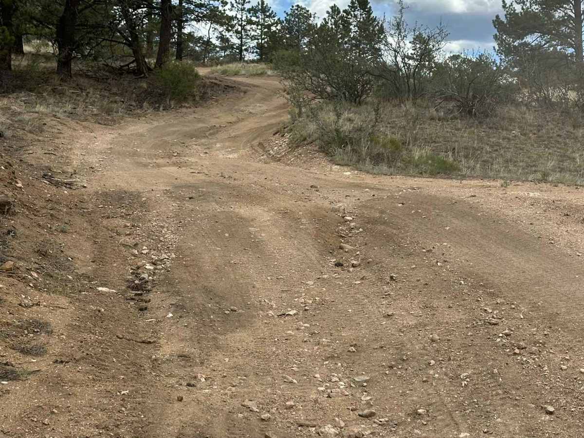 Gunbarrel Road - FS 860 photo 3