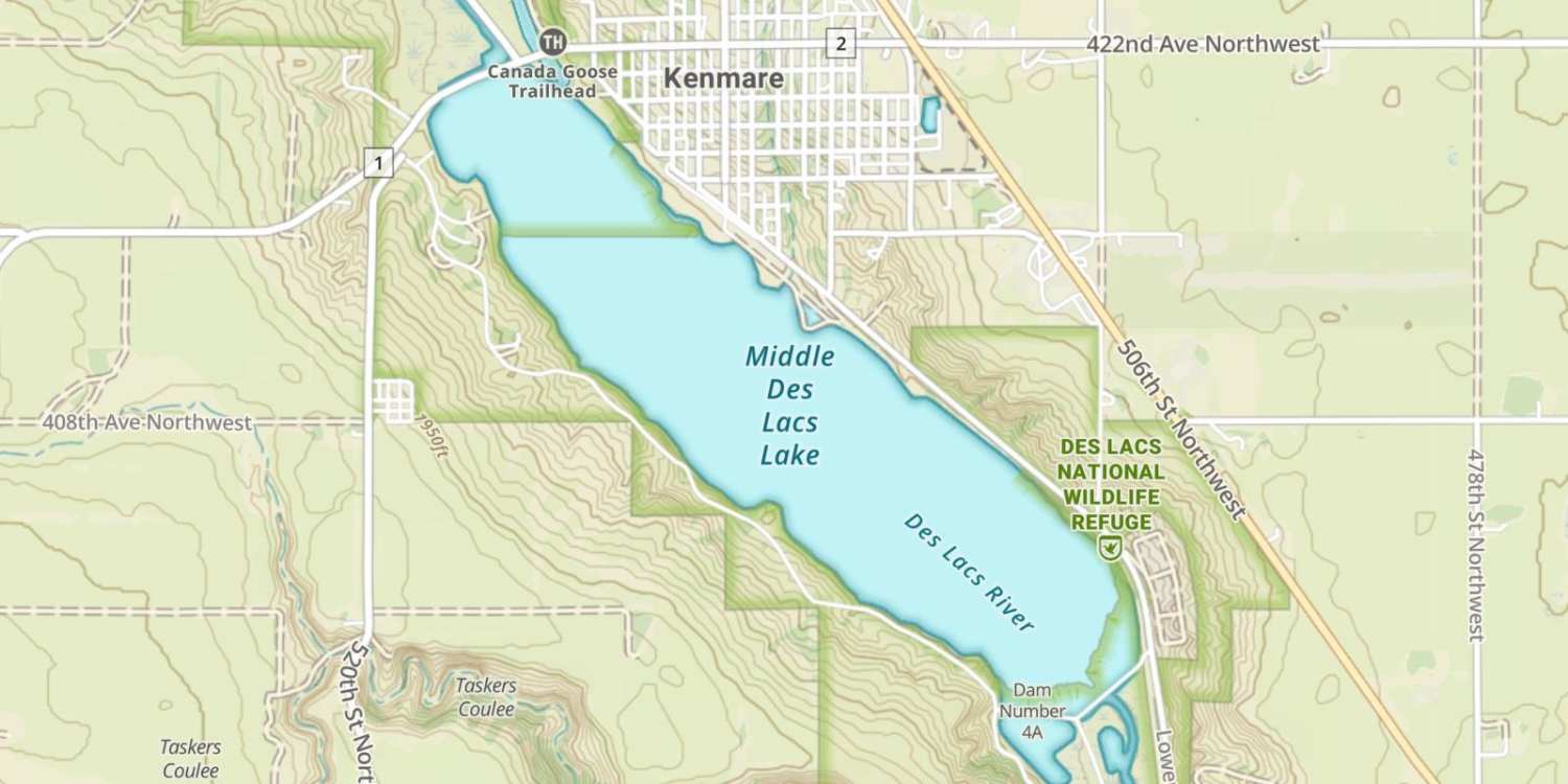 Middle Des Lacs Lake