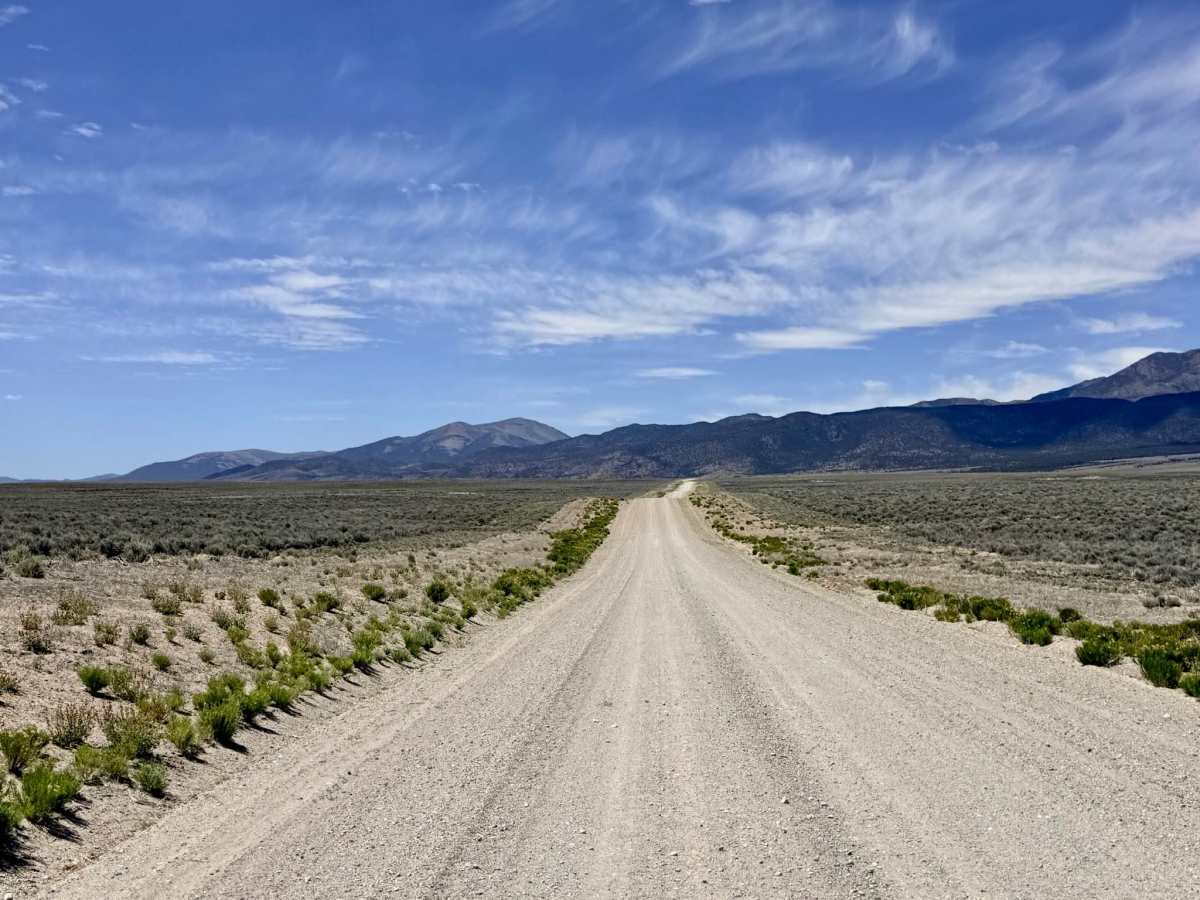 Antelope Valley Road trail photo