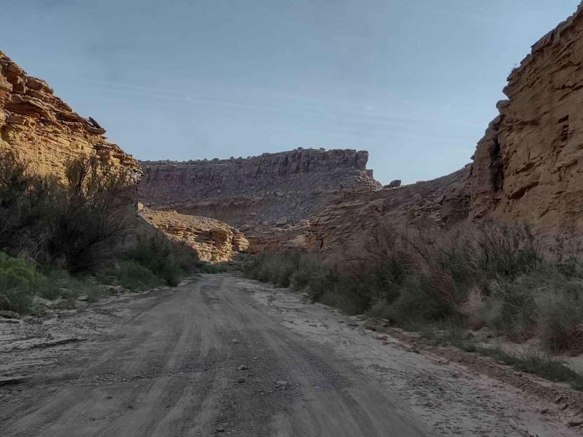 Tusher Canyon Trail photo 6
