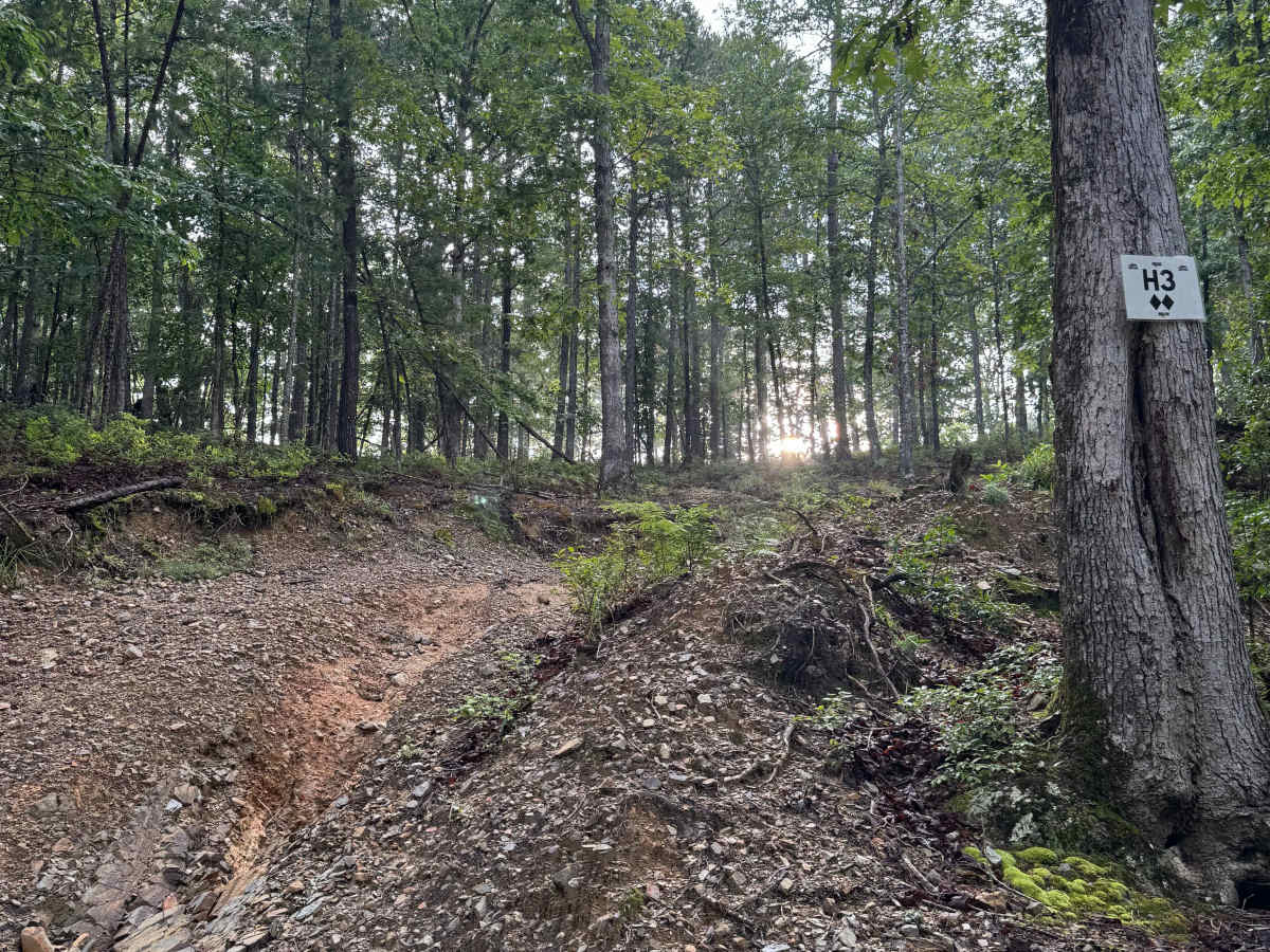 H3 trail photo