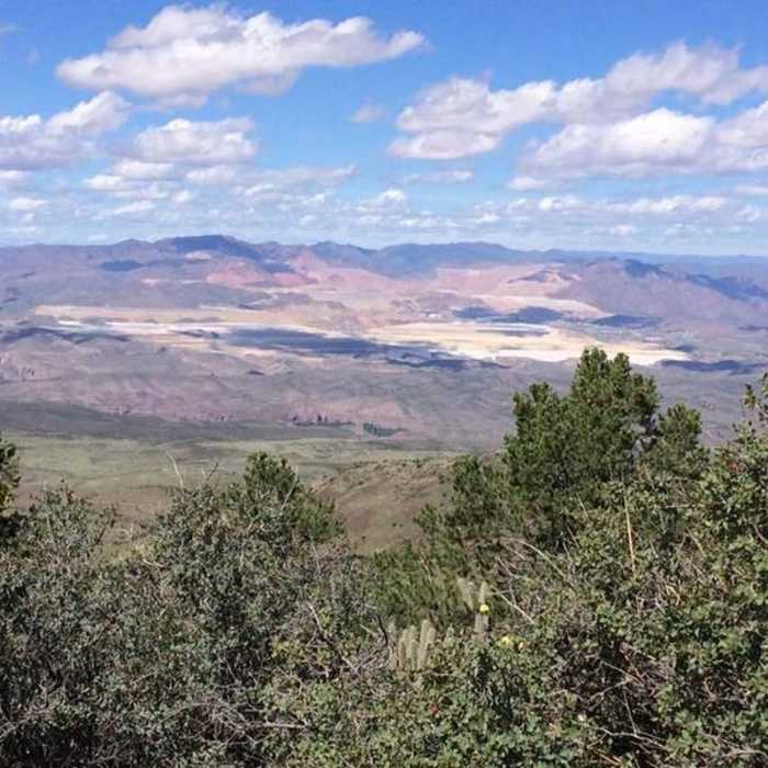 Near Guthrie Peak
