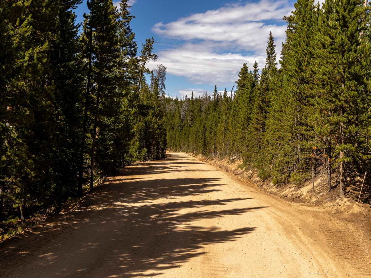 Deadman Road photo 3