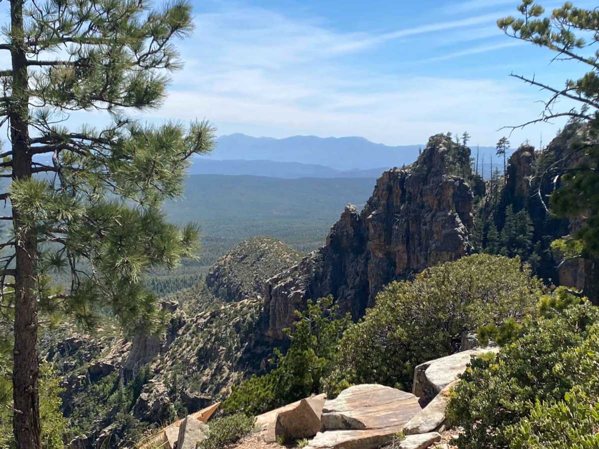 Rim Road West trail photo