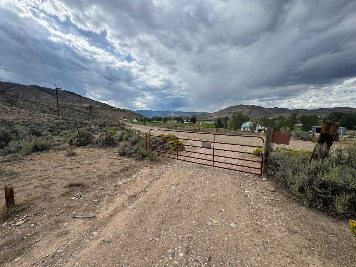 Junction Butte Road photo 3