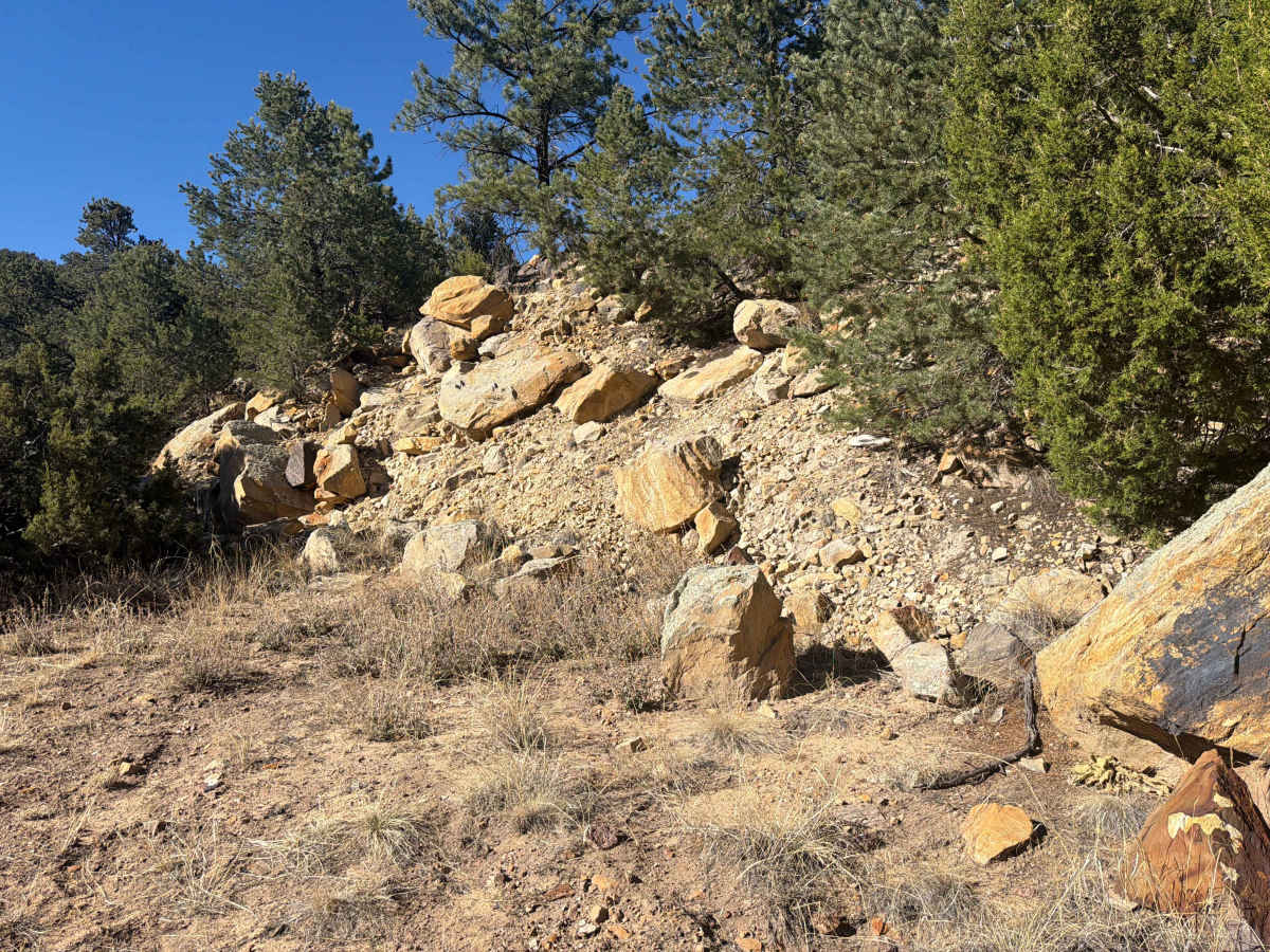 BLM 5830H trail photo