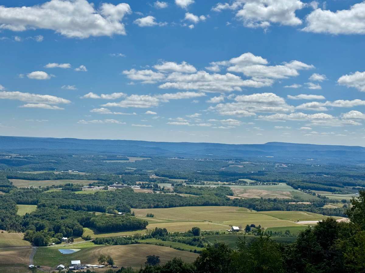 Summit Road trail photo