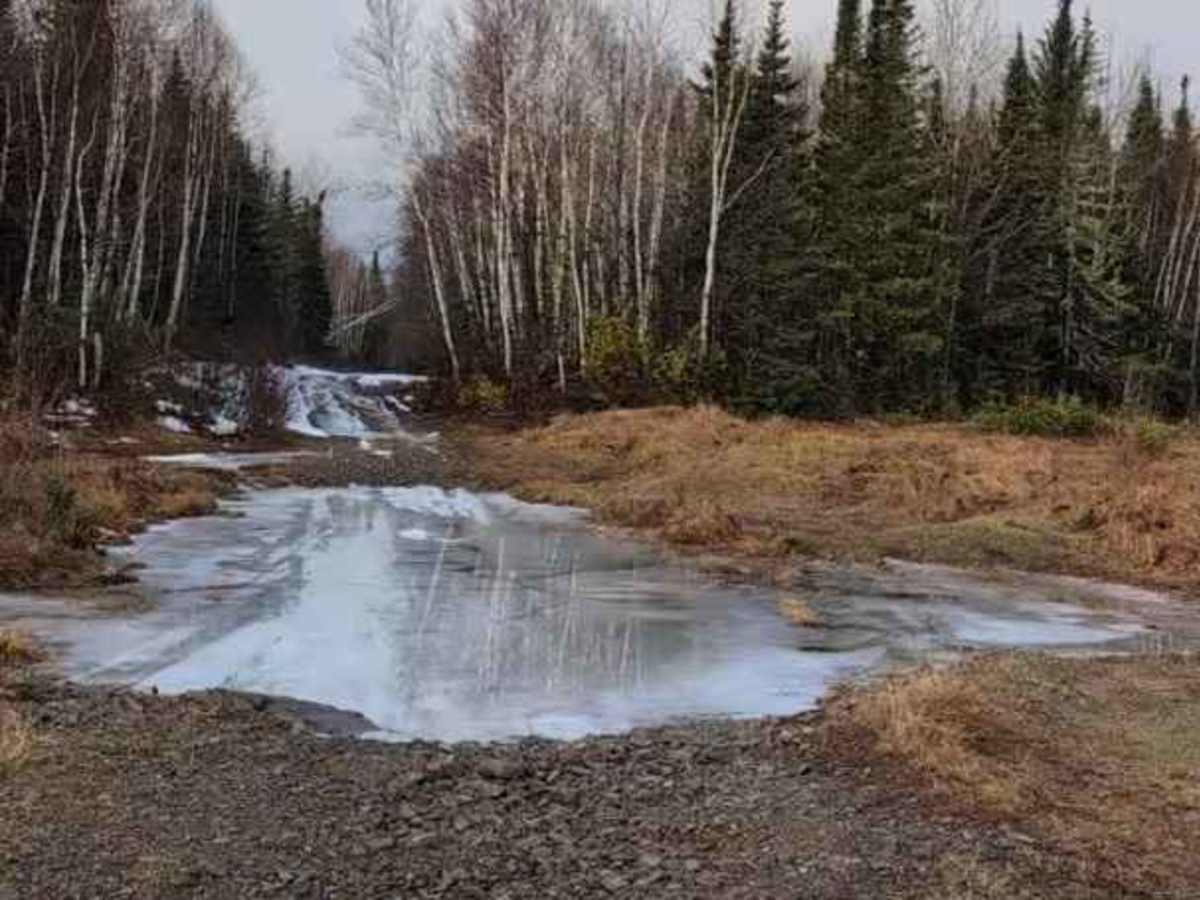 Mazerolle Settlement Loop photo 3