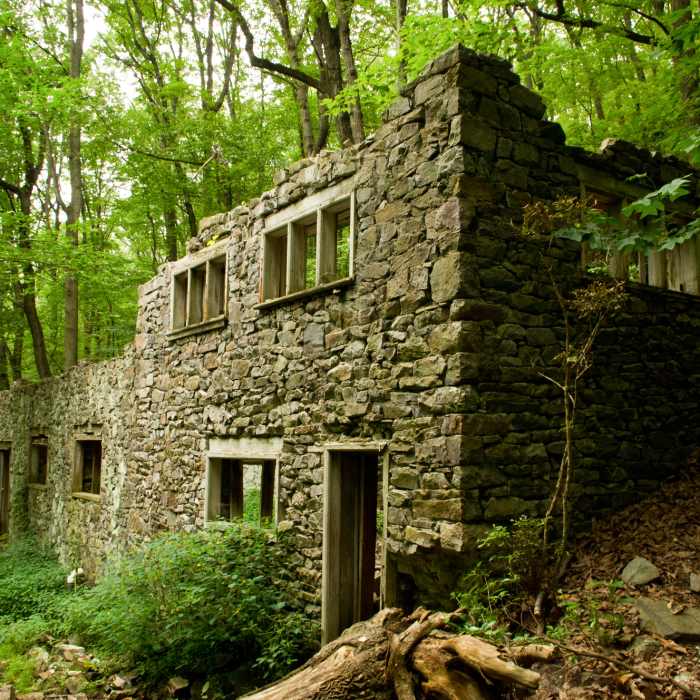 Valley Forge: Colonial Springs Water Bottling Plant Ruins 5. Near Horse-Shoe Trail