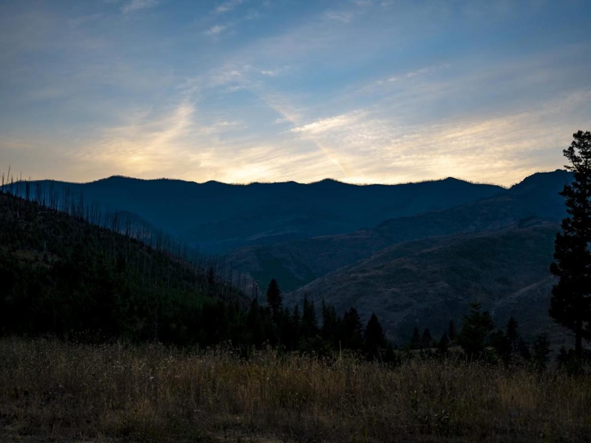 Pine Creek trail photo