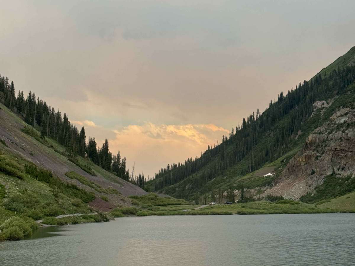 Emerald Lake Road trail photo