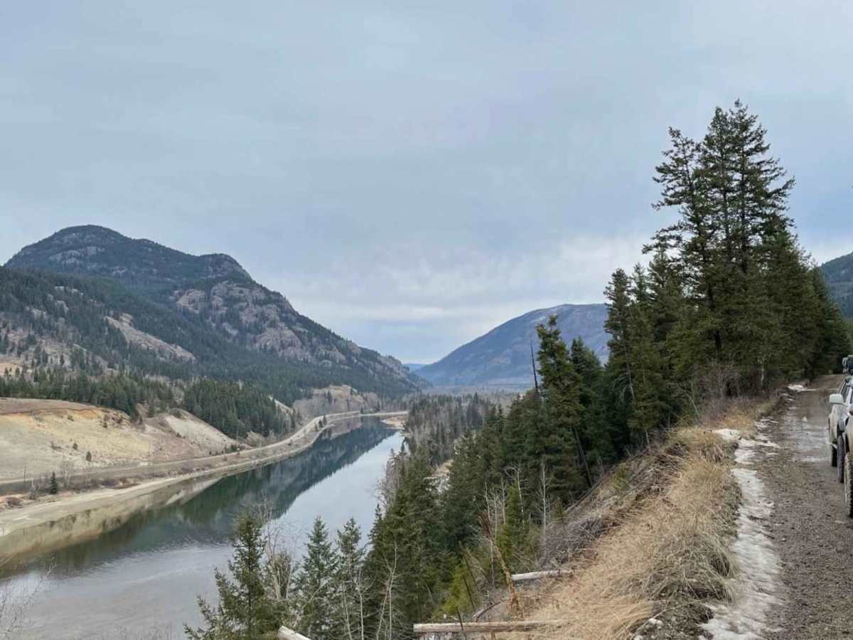 Dunn Lake Road photo 3